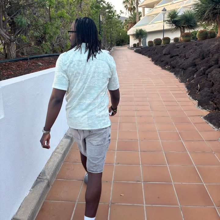 Profile Picture of 𝐽𝐽👑 (@james_pele) on Tiktok