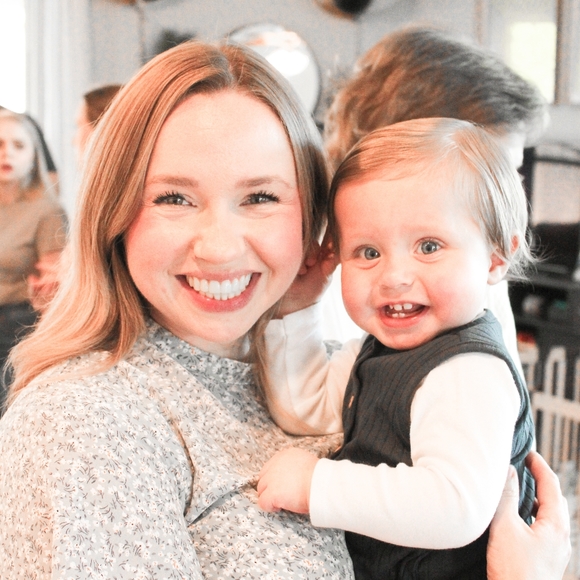 Jennifer Sessums - Poshmark Profile Picture of Jennifer Sessums (@sessumsj) on Poshmark