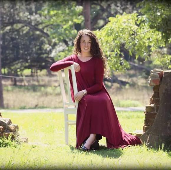 Haley Spicer - Poshmark Profile Picture of Haley Spicer (@haleygragel99) on Poshmark