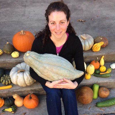 Profile Picture of Lori Shapiro (@LRShap) on Twitter