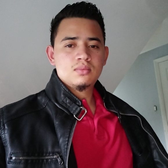Profile Picture of Daniel Suazo (@danielsuazo64) on Poshmark