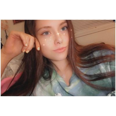 Amber Hunt - Twitter Profile Picture of Amber Hunt (@ahunt123411) on Twitter