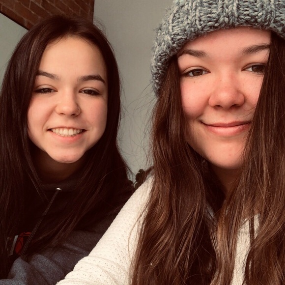 Profile Picture of Paige Downing (@downing28) on Poshmark