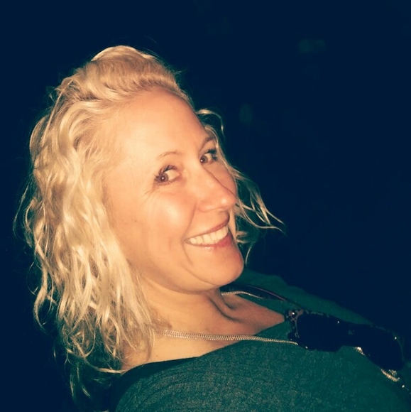 Profile Picture of Chrissy Catelli (@folsomrocks) on Poshmark