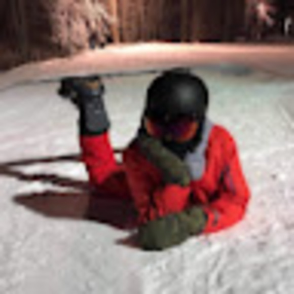 Profile Picture of Ahmed Eltom (@ahmedeltom) on Poshmark