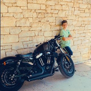 Profile Picture of Philip Markov (@philip.markov.714) on Facebook