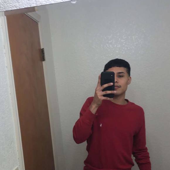 Profile Picture of Jimmy Delgadillo (@jimmydelgadillo) on Poshmark