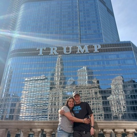 Profile Picture of John alexander Tabares bedoya (@johnalext25) on Poshmark