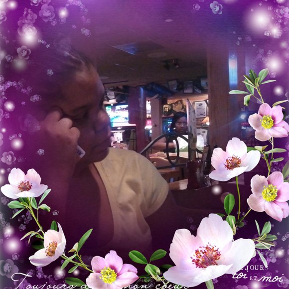 Profile Picture of Athenia Francis (@adfrancis) on Poshmark