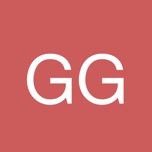 Profile Picture of Grace Grace (@smith45y65y7777) on Poshmark