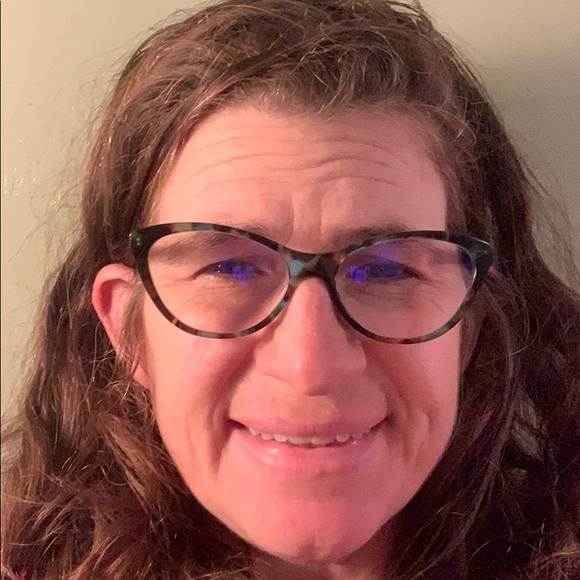 Profile Picture of Nicole Ventrone (@nicoleventrone) on Poshmark