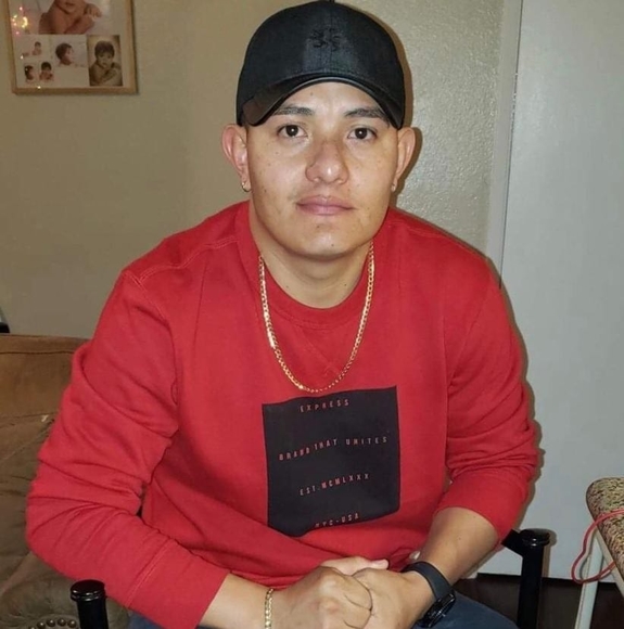 Profile Picture of Wilber Alvarado (@alvaradolara03) on Poshmark