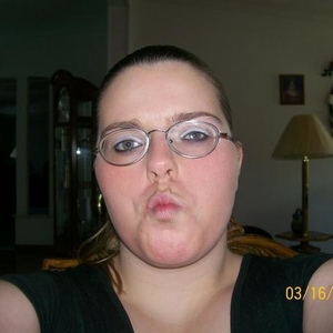 Profile Picture of Amanda Bieszk (@383460029) on Myspace