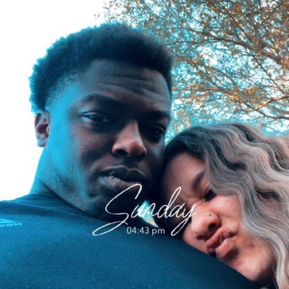 Anne-maria Yowe - Poshmark Profile Picture of Anne-maria Yowe (@ampoole23) on Poshmark