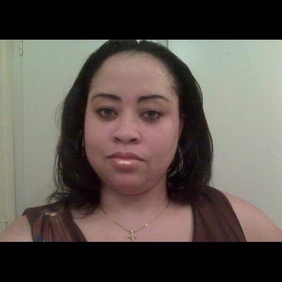 Profile Picture of Jamina Davis (@jaminad1) on Poshmark