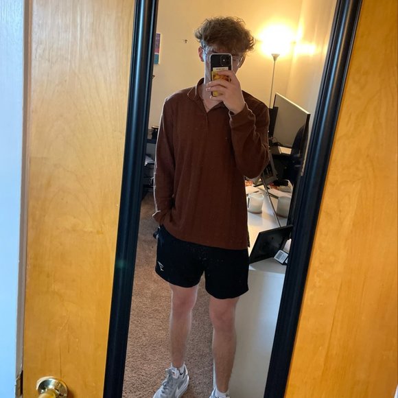 Profile Picture of Will Lipinsky (@willlipinsky) on Poshmark