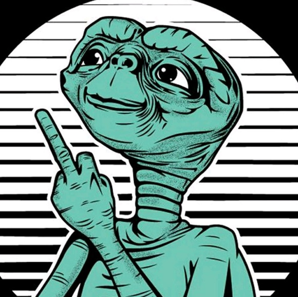 Profile Picture of Brandon Okamura (@staraky) on Poshmark