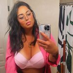 Profile Picture of Courtney Anne Mony (@courtneyseattle) on Instagram