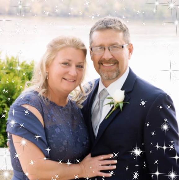 Profile Picture of Cathy Weidemann (@catw0318) on Poshmark