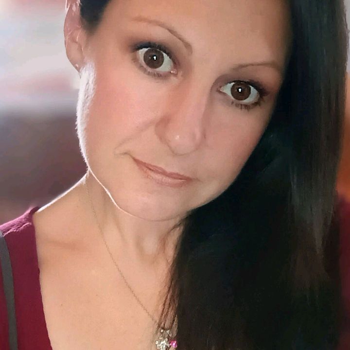 Profile Picture of Amber Staples (@amberstaples1) on Tiktok