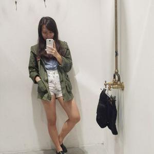 Profile Picture of May Yee (@_JenniferHolics) on Twitter