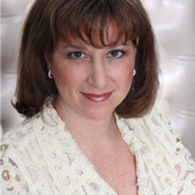Profile Picture of Nicole Kafka (@drnicolespeaks) on Twitter