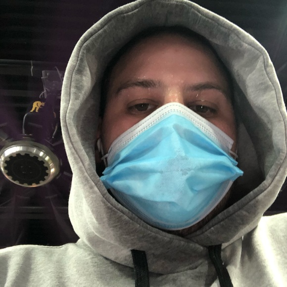 Profile Picture of Nathan Dasilva (@nathan_dasilva) on Poshmark