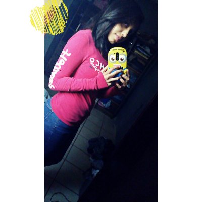 Profile Picture of Paola Acosta (@paolaacosta2001) on Twitter