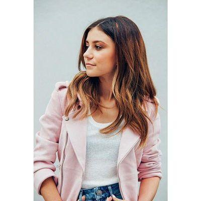 Profile Picture of Paula Delgado Valle (@paulavalle20141) on Twitter