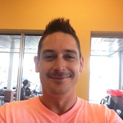 Profile Picture of Charles Leo Breton (@CharlesLeoBret1) on Twitter