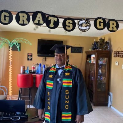 Profile Picture of Ralph Howard (@RalphHo87415146) on Twitter
