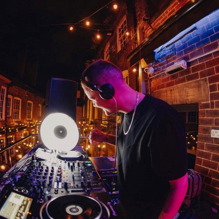 Profile Picture of Luke Lorenzo (@luke_lorenzo_uk) on Tiktok