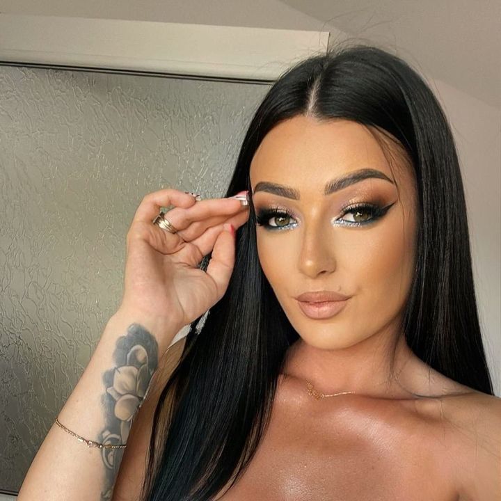 Profile Picture of Larisa Pop 🖤 (@larisapop0) on Tiktok