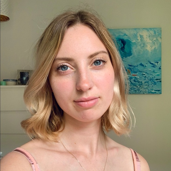 Profile Picture of Elizabeth Beauchamp (@eli_beau) on Poshmark