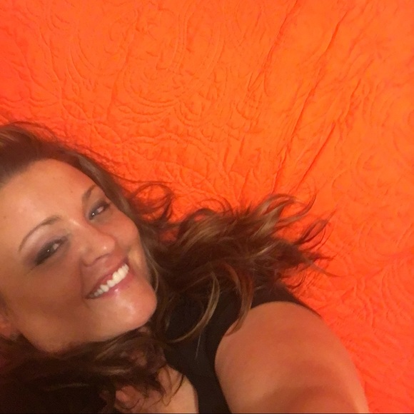 Profile Picture of Jasmine St. clair (@jasminest29) on Poshmark