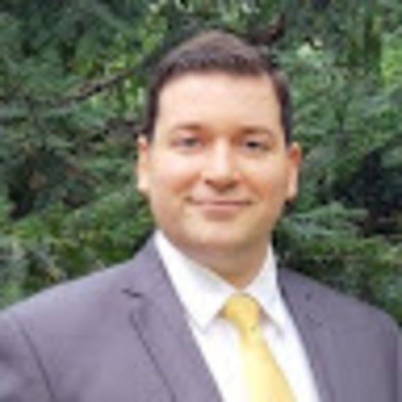 Profile Picture of Robert Spinale (@spinaler) on Poshmark