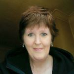 Profile Picture of Liz Vickers (@leoleppard) on Instagram