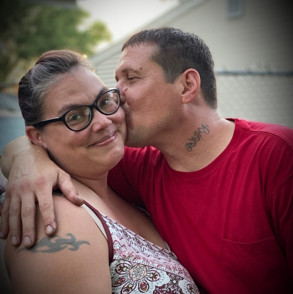 Profile Picture of Jessica Zeffery (@zeffum80) on Poshmark