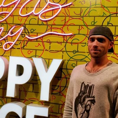 Profile Picture of Adam Sweatt (@wadamsweatt) on Twitter