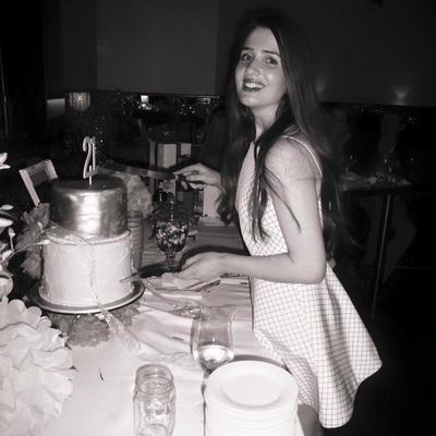 Profile Picture of Hayley (@HayleyMaria_) on Twitter