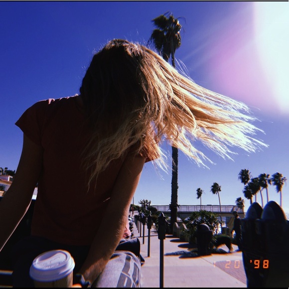 Profile Picture of Katelyn Ostrander (@k8lyn0) on Poshmark