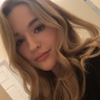 Profile Picture of Ellen Thomas (@ellenthomas88) on Twitter