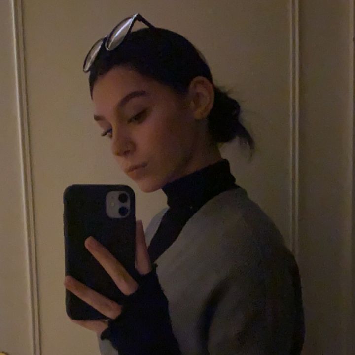 Profile Picture of cαrlα💛 (@carlaroux) on Tiktok