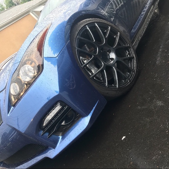 Profile Picture of Nick Michaud (@nick122005) on Poshmark