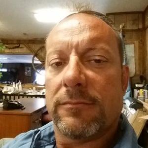 Profile Picture of Jeff McGuirk (@6dirtfan) on Twitter