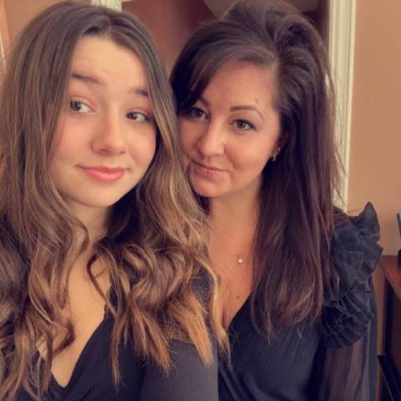 Profile Picture of Carol Pezzulo (@capezzulo13) on Poshmark