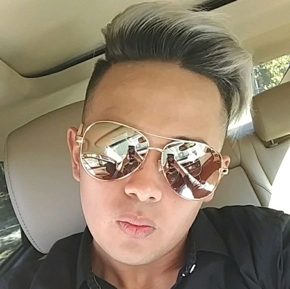 Profile Picture of Jesse Cantu (@jcantu101) on Poshmark