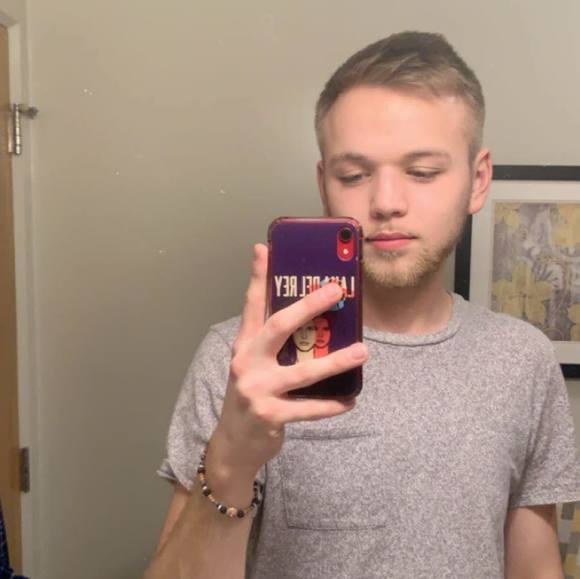 Profile Picture of Kirby Immel (@kirby_immel) on Poshmark