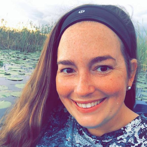 Profile Picture of Ashley Albaum (@ashleyalbaum) on Poshmark