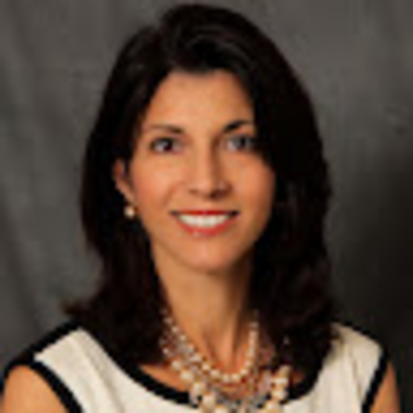 Profile Picture of Marybeth hernandez Hernandez (@mbp322) on Poshmark
